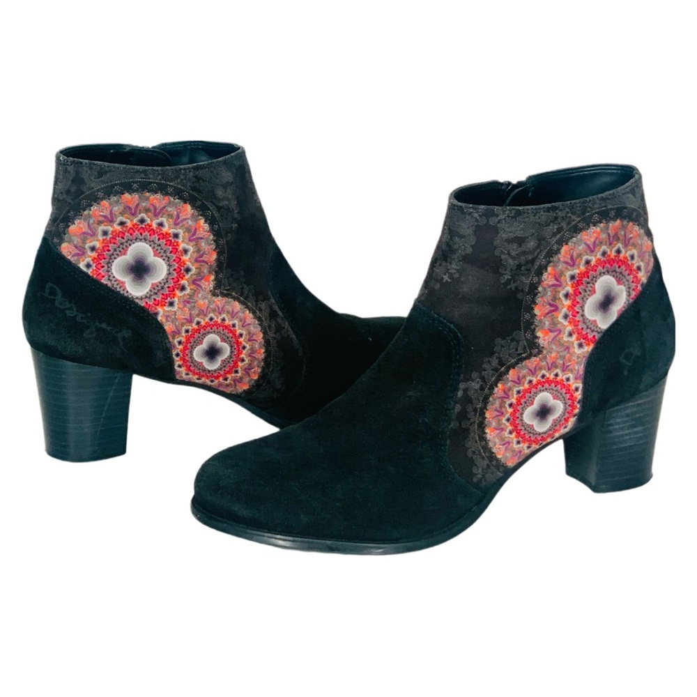 Desigual Selva Black Suede Ankle Boot
Size 10 (EU 40) 2” Thick Heel - Picture 2 of 10